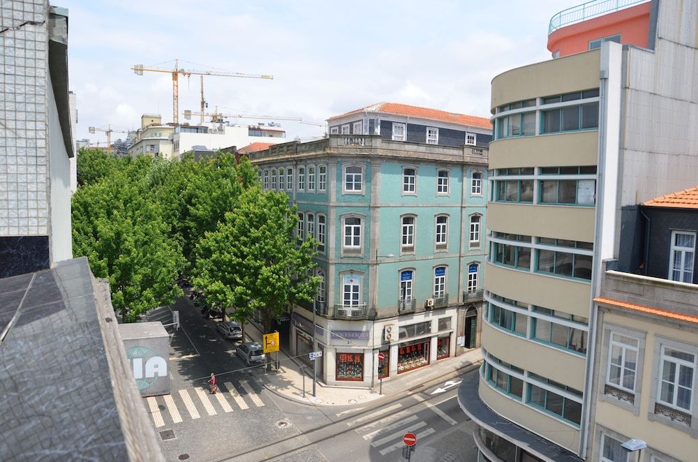 Hotel Girassol Triple Room 9