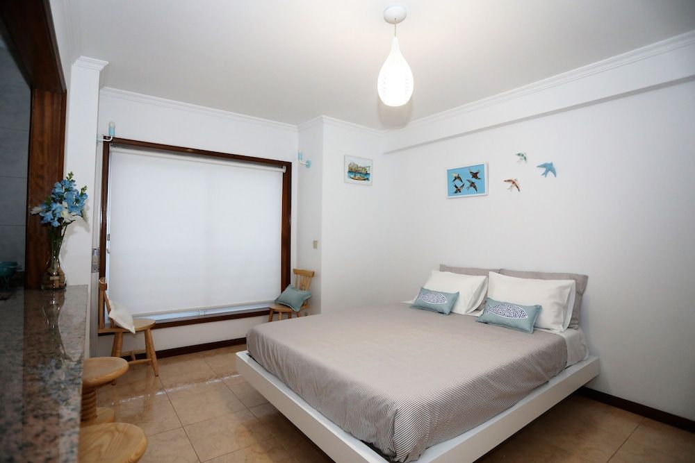 undefined Iris Downtown Apart 3