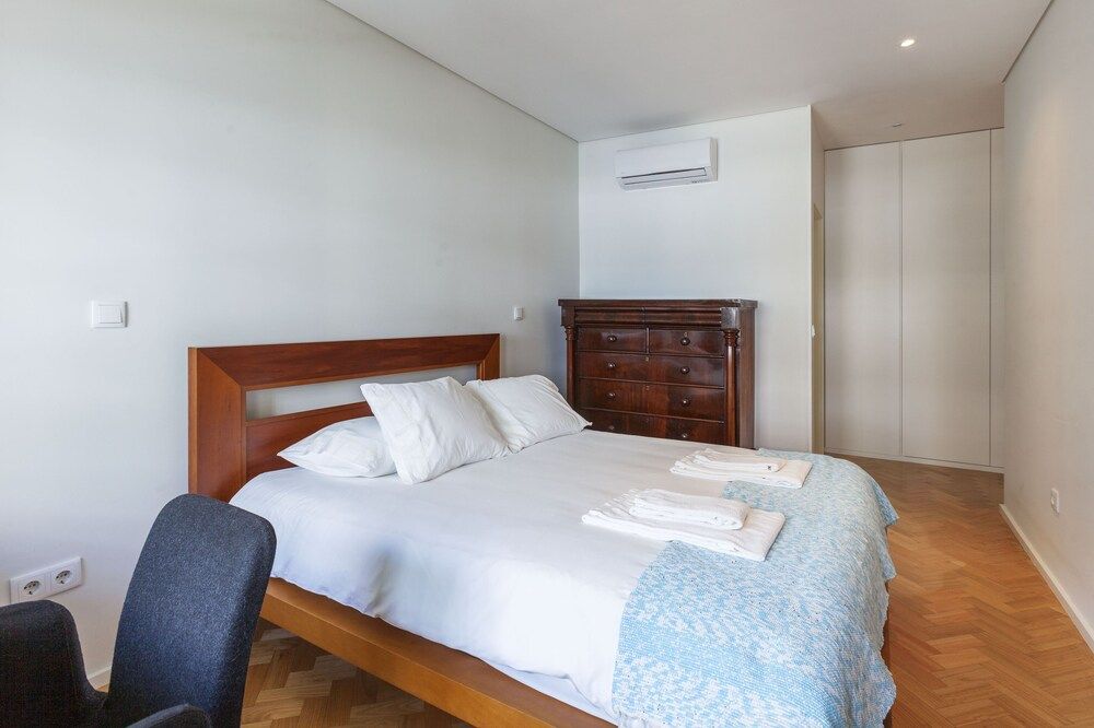 Go2oporto Ceuta Comfort Apartment, 2 Bedrooms, City View 4