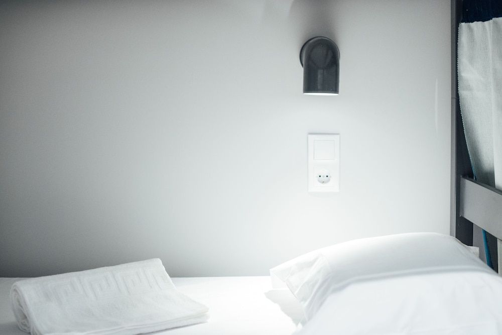 undefined LightPoint - Hostel 3