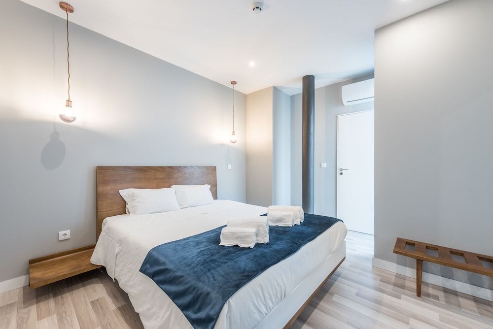 LightPoint - Hostel Suite (Farol)