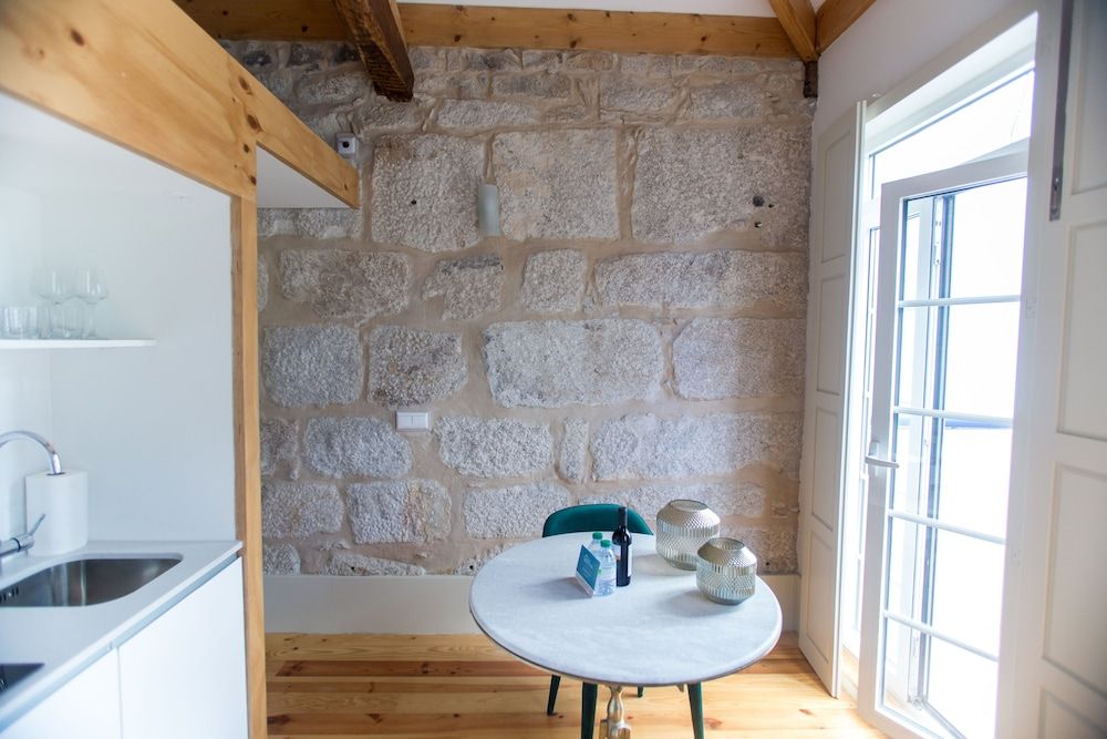 Picasso Suites Porto by Porto City Hosts Design Apartment, 1 Bedroom, Mezzanine 6