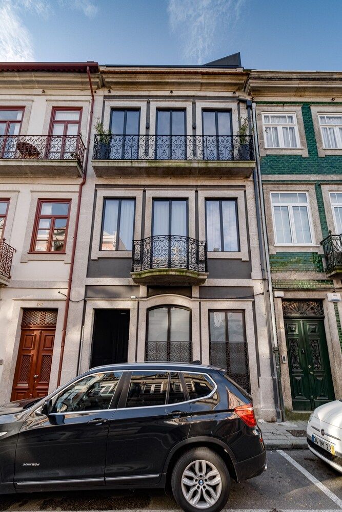 undefined Nomads Revival Porto Studio 2