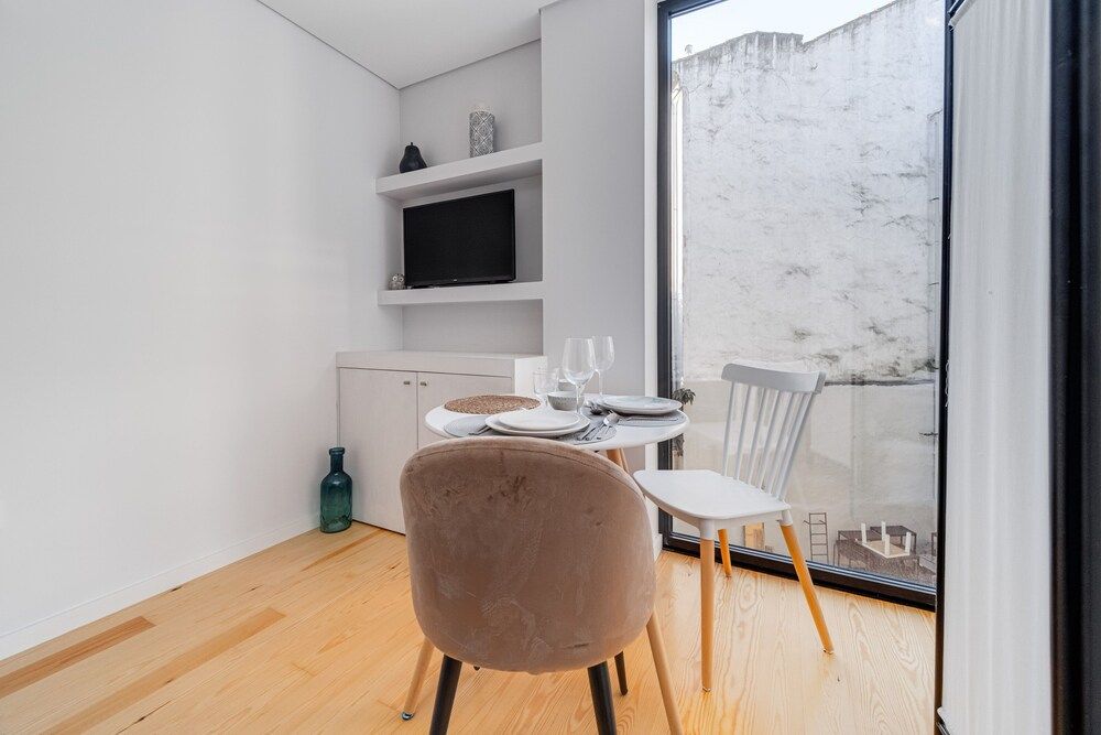 undefined Nomads Revival Porto Studio 9