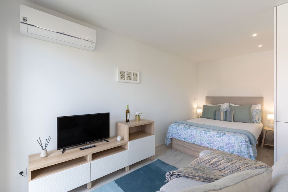 Vilar Charming Studio Design Studio