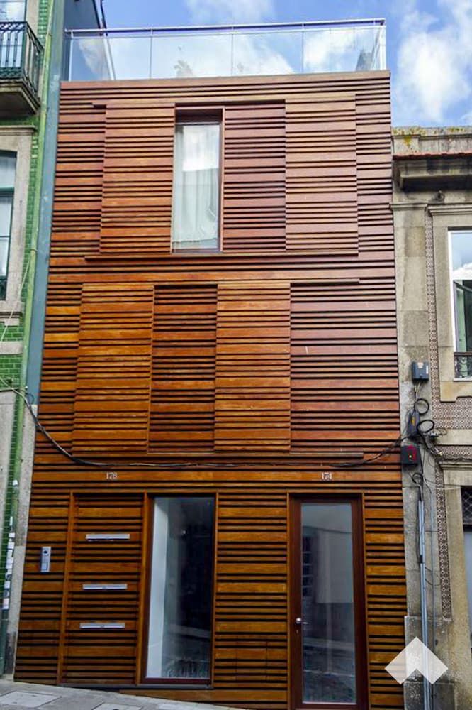 undefined Bianc1 · Light-filled Apartment With Garden Downtown