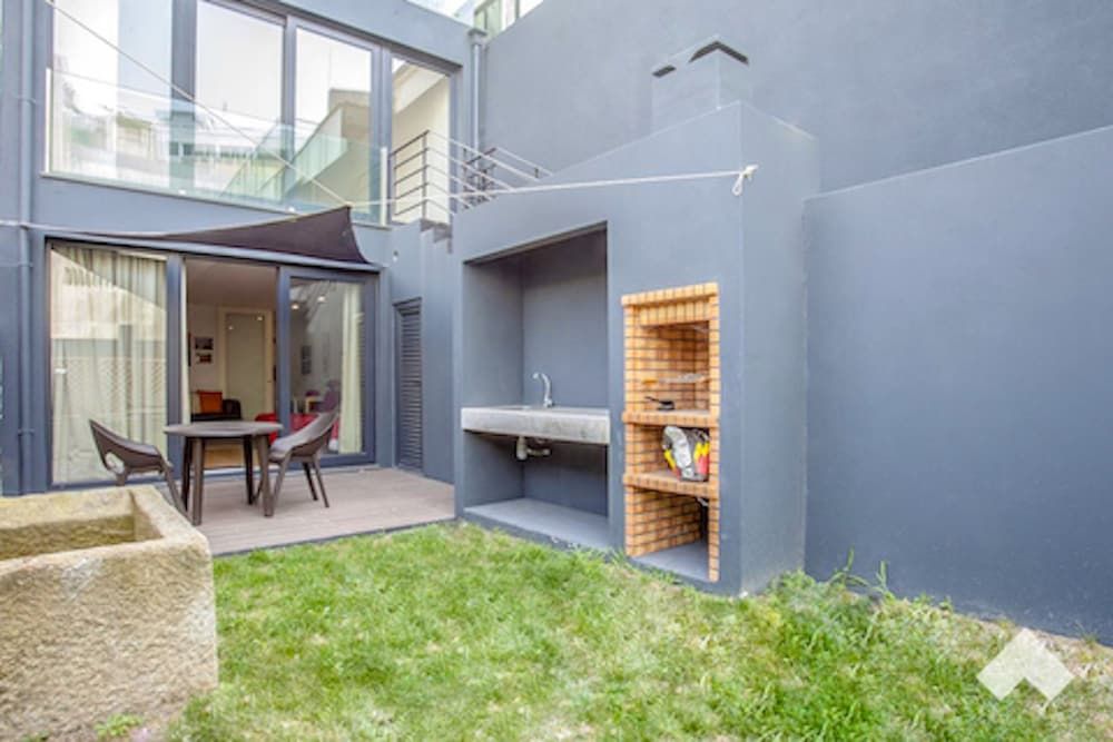 undefined Bianc1 · Light-filled Apartment With Garden Downtown 6