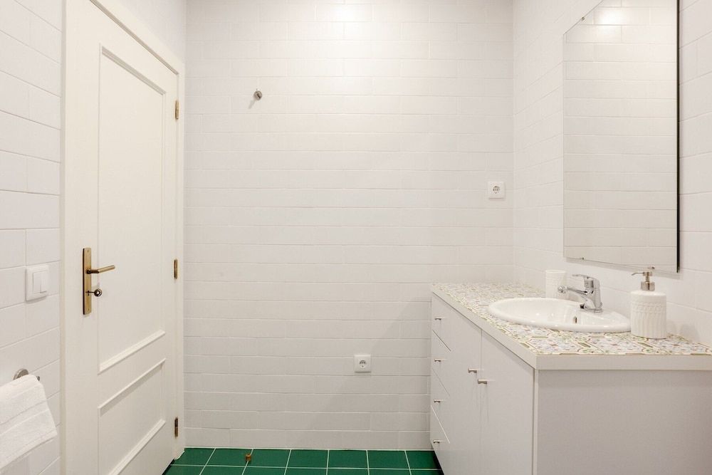 undefined Nada01 · Cute and Simple Apartment in the Historic District 9