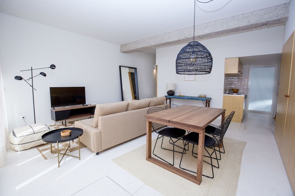 undefined Sbra01 · Hidden Gem Apartment Design · Wifi · Netflix