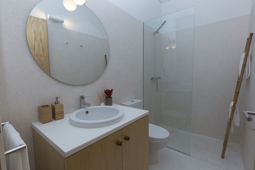 Sbra01 · Hidden Gem Apartment Design · Wifi · Netflix City Apartment, 2 Bedrooms 12