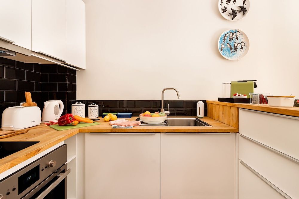 undefined Musica · Exquisite Retreat in a Traditional Area of Porto 5