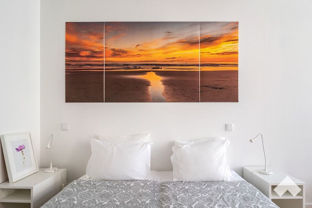 undefined Mrtir1 · Bright Apartment Downtown Porto 4