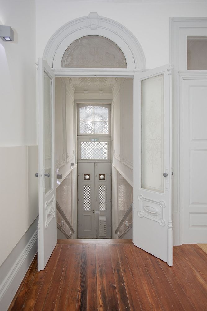 undefined Liiiving - Downtown & Riverside Balcony