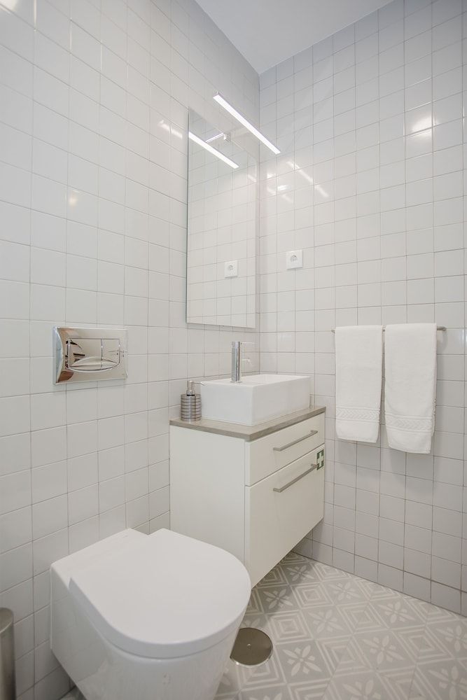 Liiiving - Downtown & Riverside Balcony Apartment, 2 Bedrooms 26