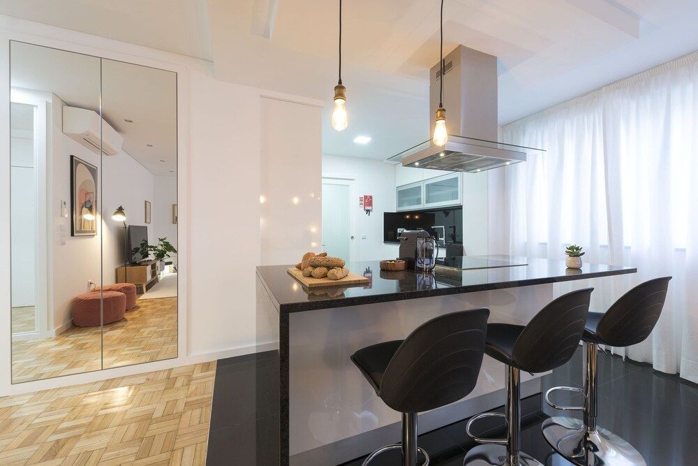 undefined Bruno's Downtown Apartment 5