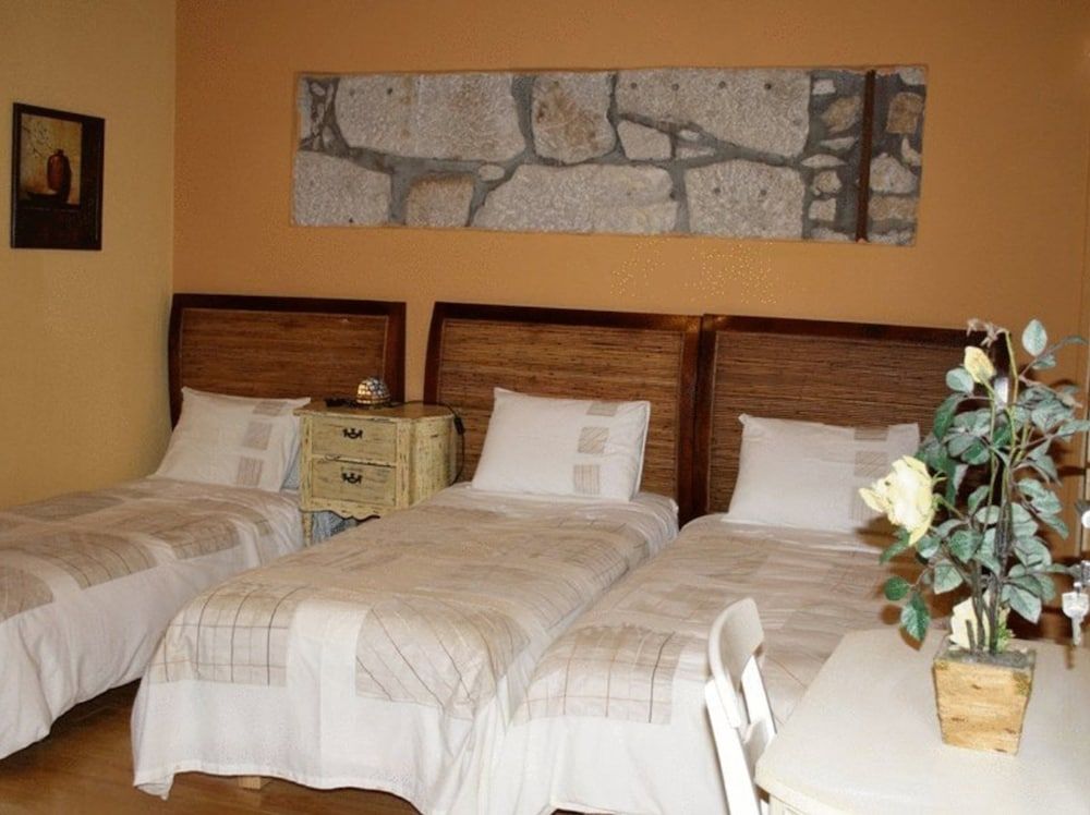 undefined Residencia Pedra Antiga 2