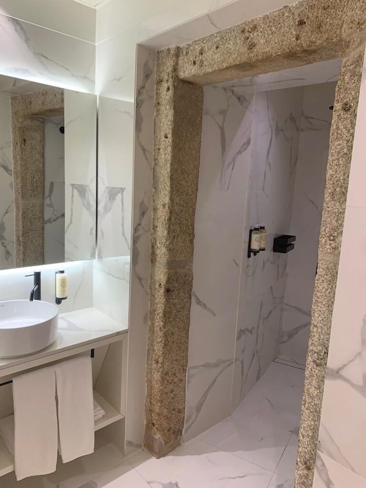 N Apartments - Chã Deluxe Studio, 1 Double Bed 8