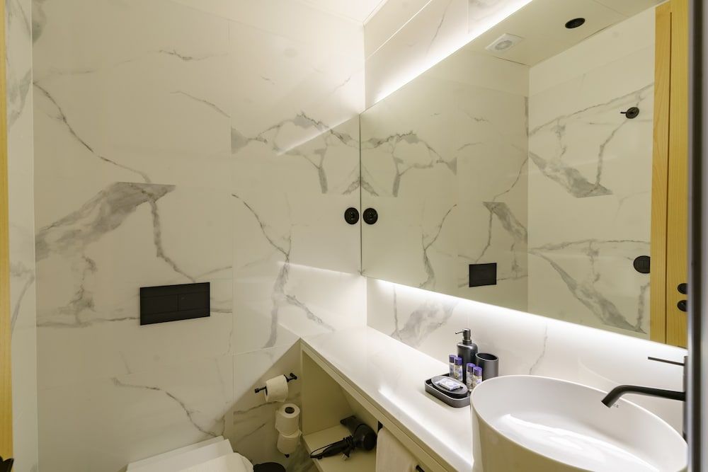 N Apartments - Chã Deluxe Studio, 1 Double Bed 7