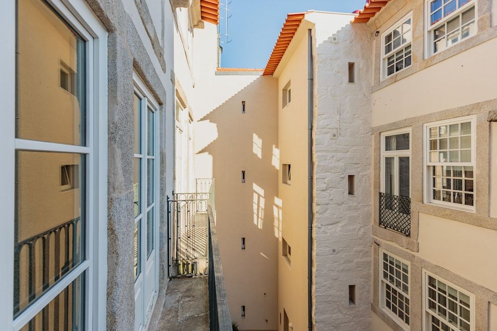 undefined YOUROPO - Flores 10