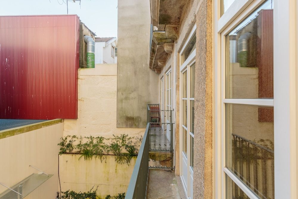 undefined YOUROPO - Flores 4