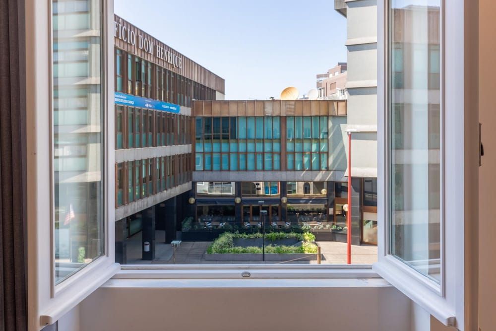 undefined Feel Porto Pinot Townhouse 6