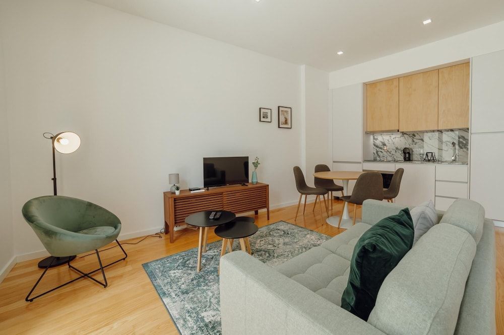 Courtyard Oporto Design Apartment C With Terrace