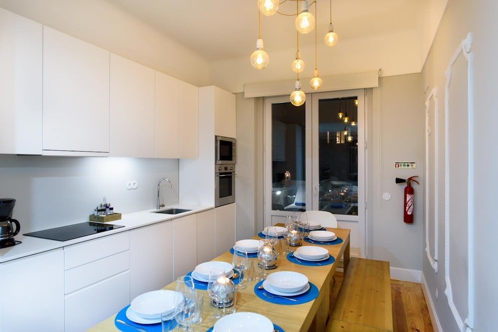 undefined Feel Porto Downtown Couture 8