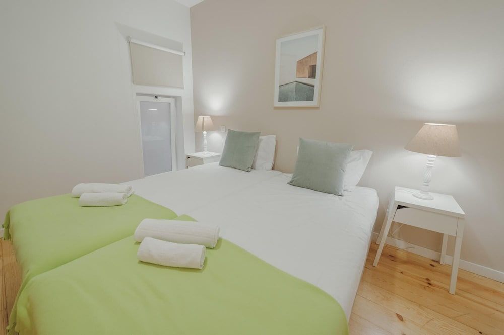 undefined Porto Modern Downtown Apartment C 4