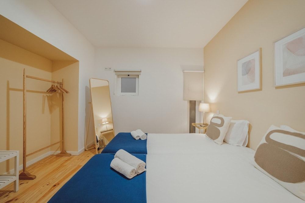 undefined Porto Modern Downtown Apartment B With Garden 8