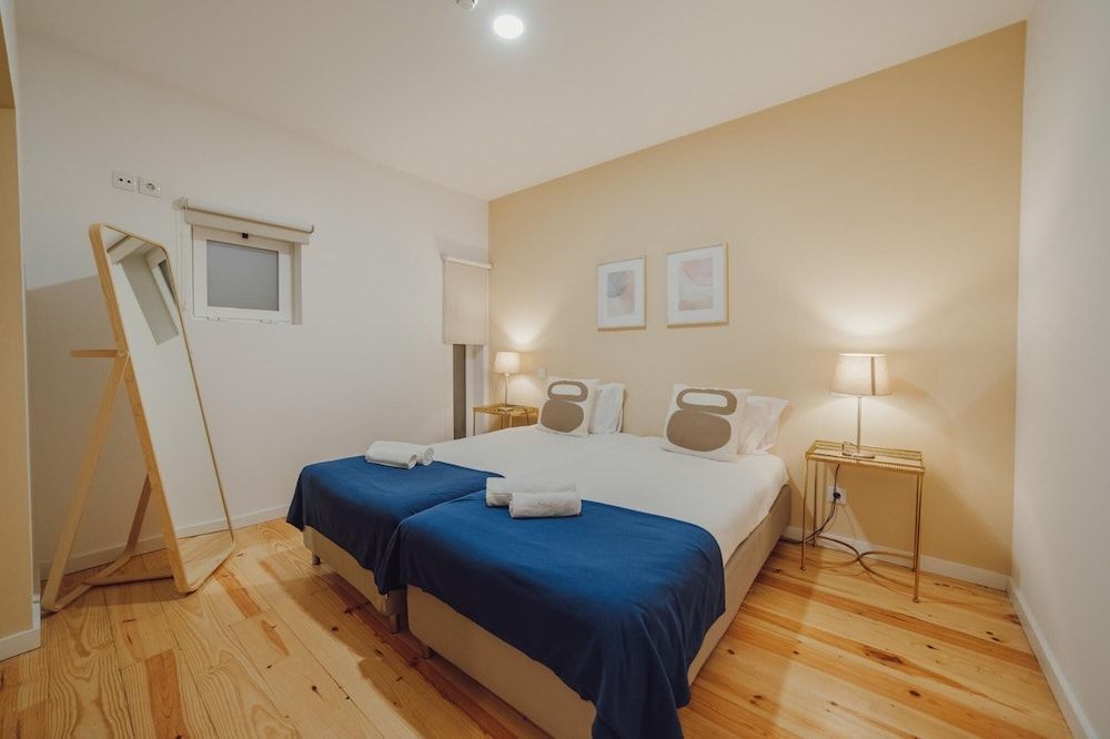 Porto Modern Downtown Apartment B With Garden Apartment 20