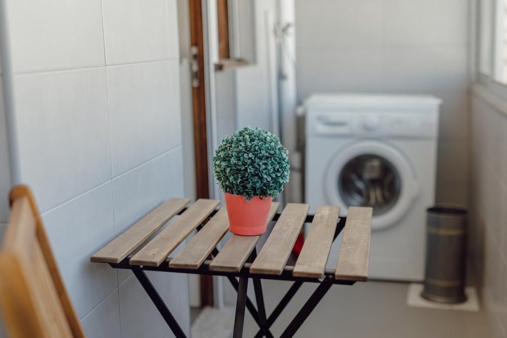 Downtown Design With Balcony by Vacationy Apartment 23