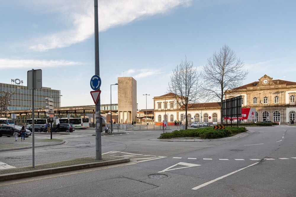 undefined Feel Corporate Housing Campanh 03 5