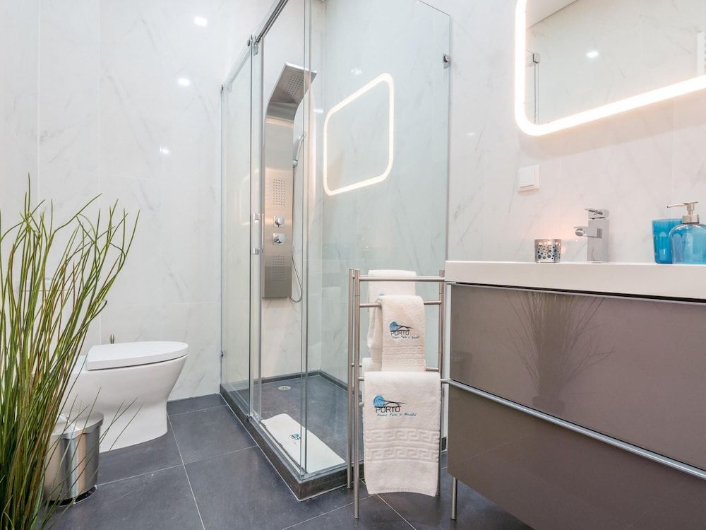 undefined Feel Porto Historic Hollywood Flat 9