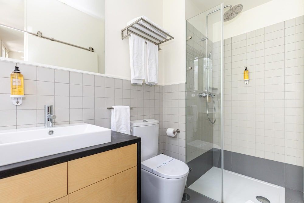 Cotton Cozy Nightlife Studio 101 Studio 14