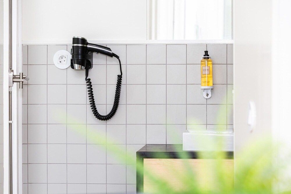 Cotton Cozy Nightlife Studio 101 Studio 13