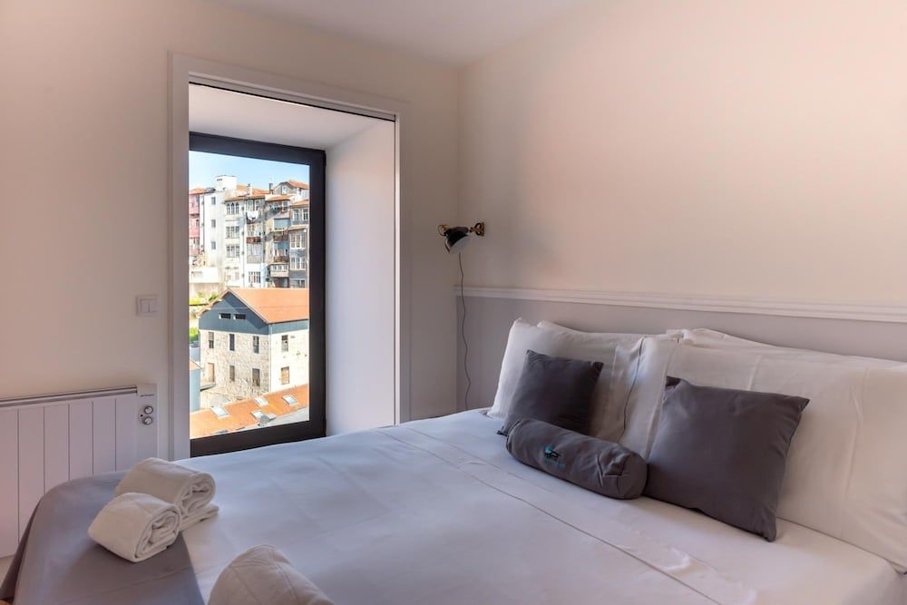 undefined Feel Porto Downtown Theater Studio 6