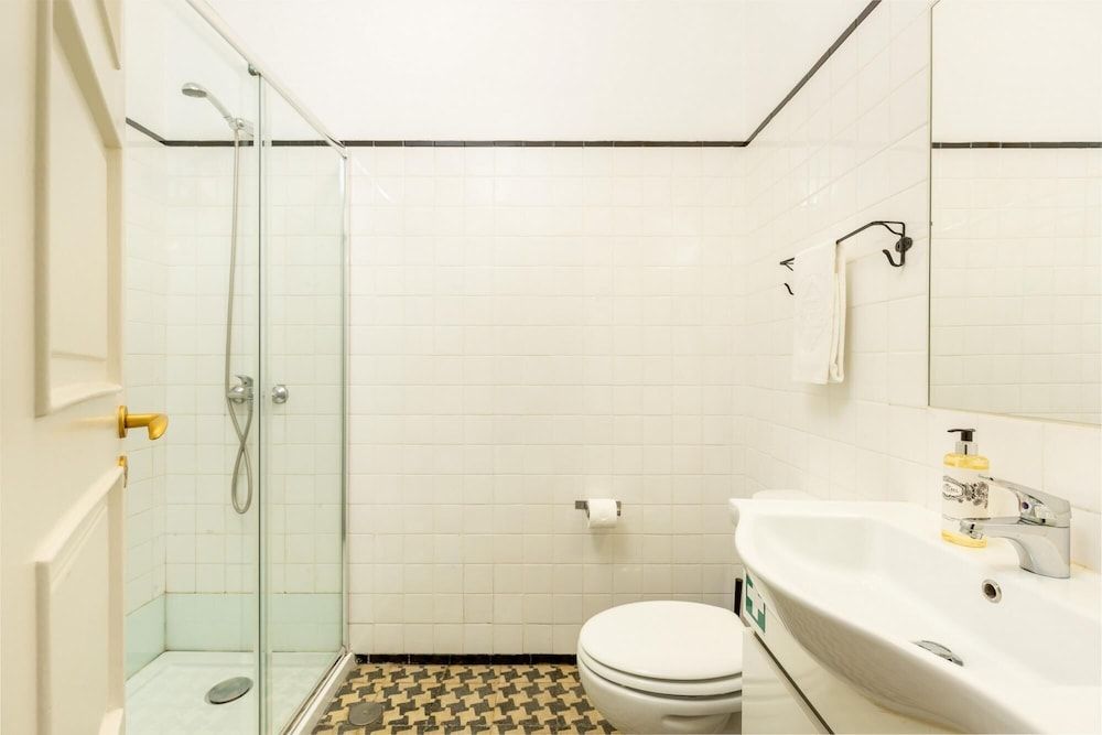 undefined Feel Porto Stylish Flat III 9