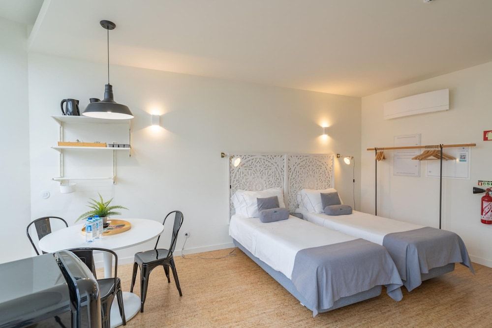 Iconic Nightlife Studio 104 Studio 3