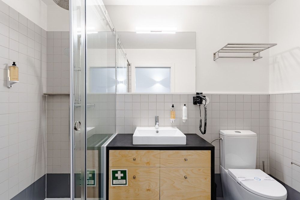 Cashmere Nightlife Studio 302 Studio 13