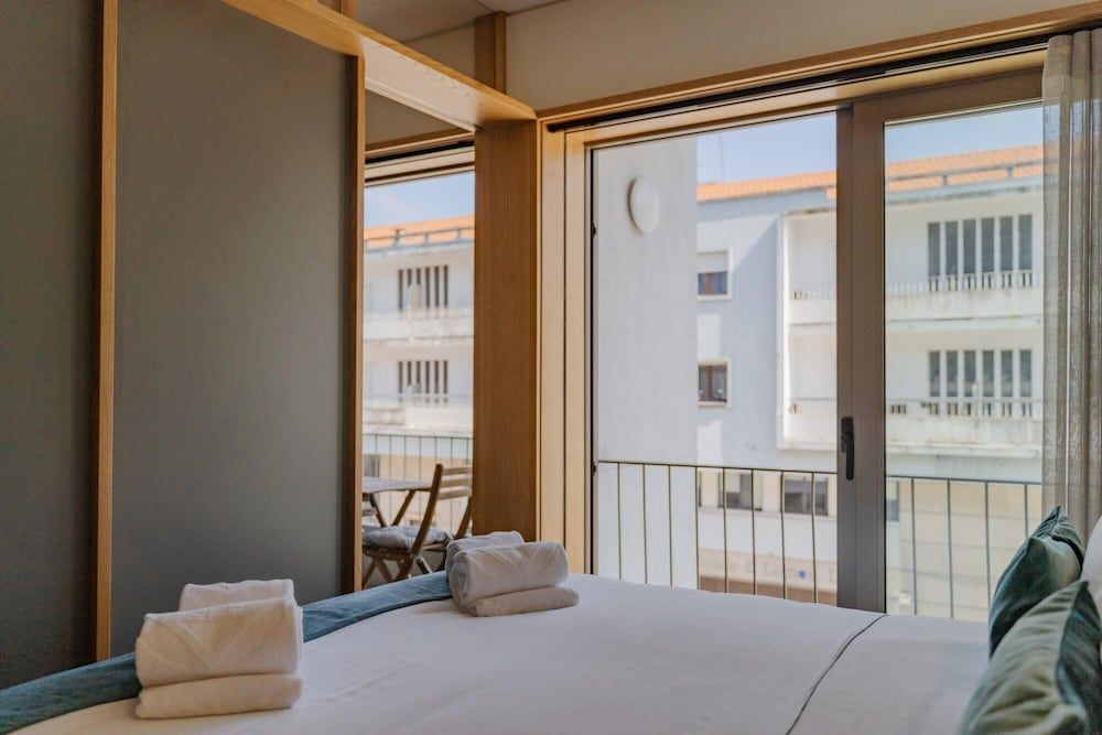 undefined Feel Corporate Housing Campanh 10