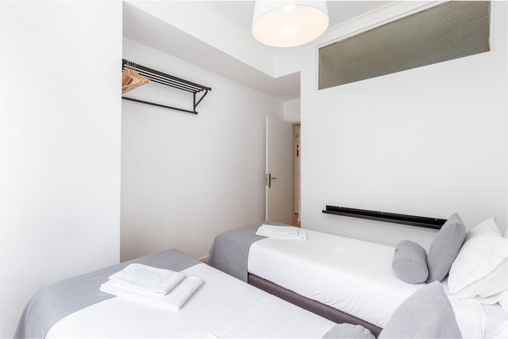 undefined Feel Porto Stylish Flat II 4