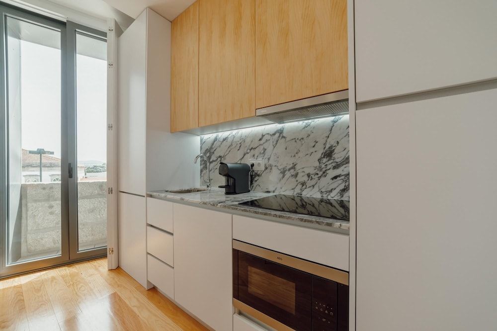 undefined Courtyard Oporto Design Apartment F 2