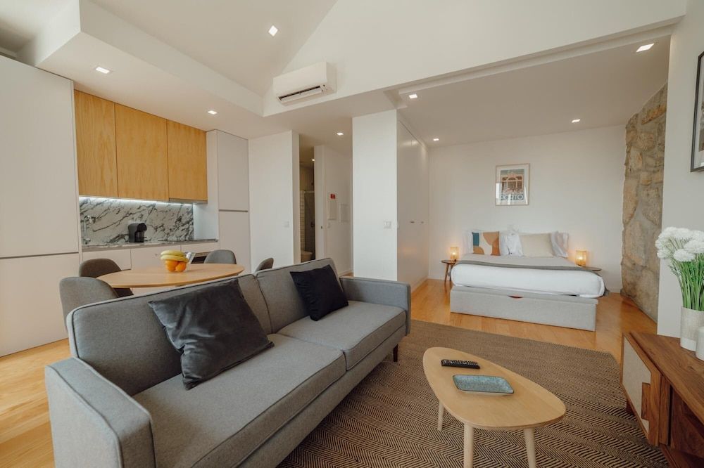 undefined Courtyard Oporto Design Apartment F 4