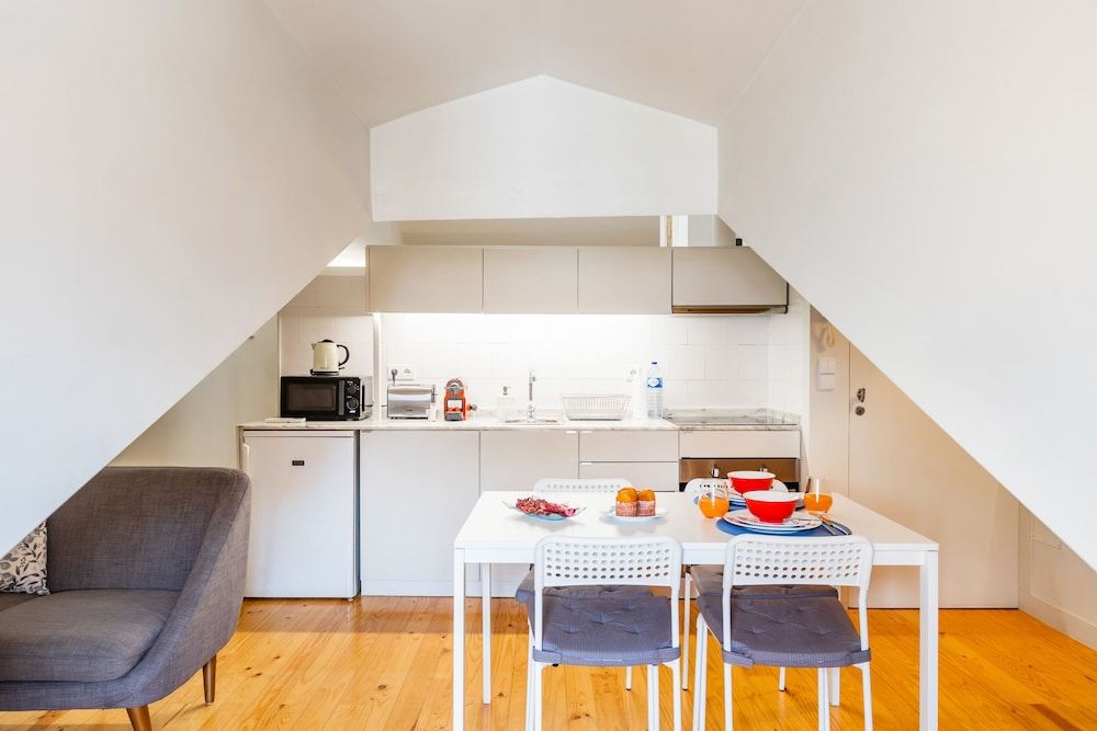 Oporto Loft with Mezzanine Loft, Mezzanine 17