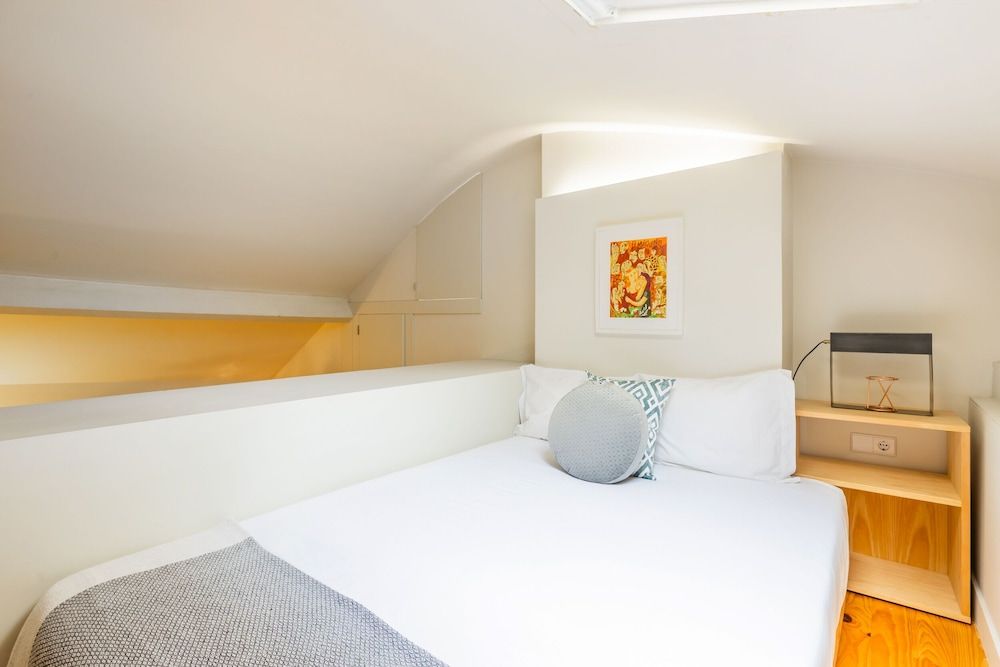 Oporto Loft with Mezzanine Loft, Mezzanine 10