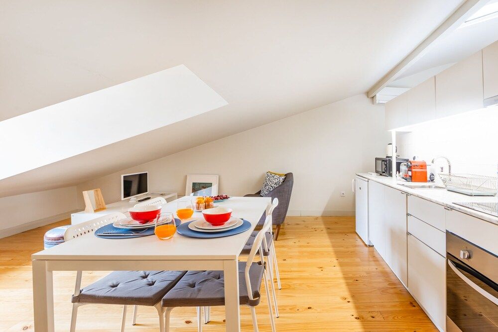 Oporto Loft with Mezzanine Loft, Mezzanine 20