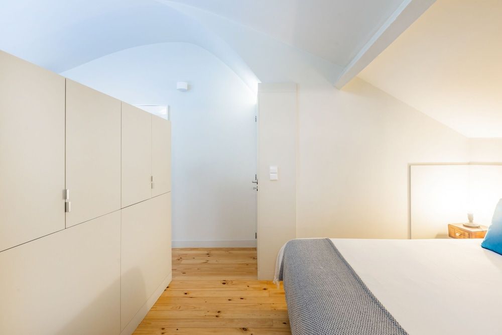 undefined Oporto Loft with Mezzanine 6