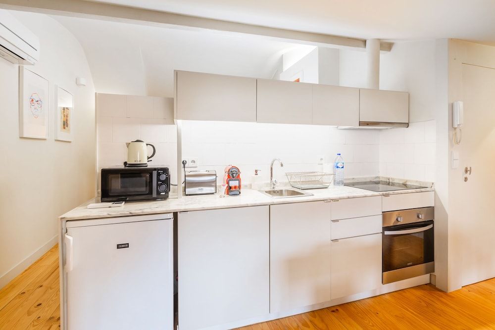 Oporto Loft with Mezzanine Loft, Mezzanine 13