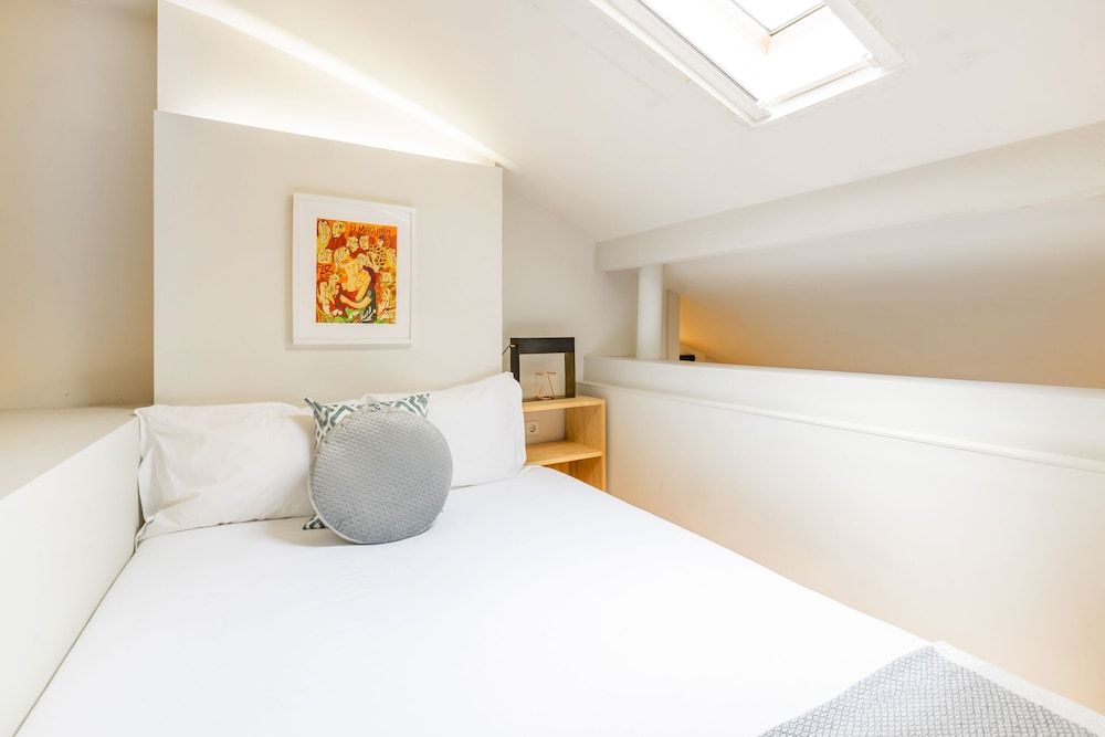 Oporto Loft with Mezzanine Loft, Mezzanine 11