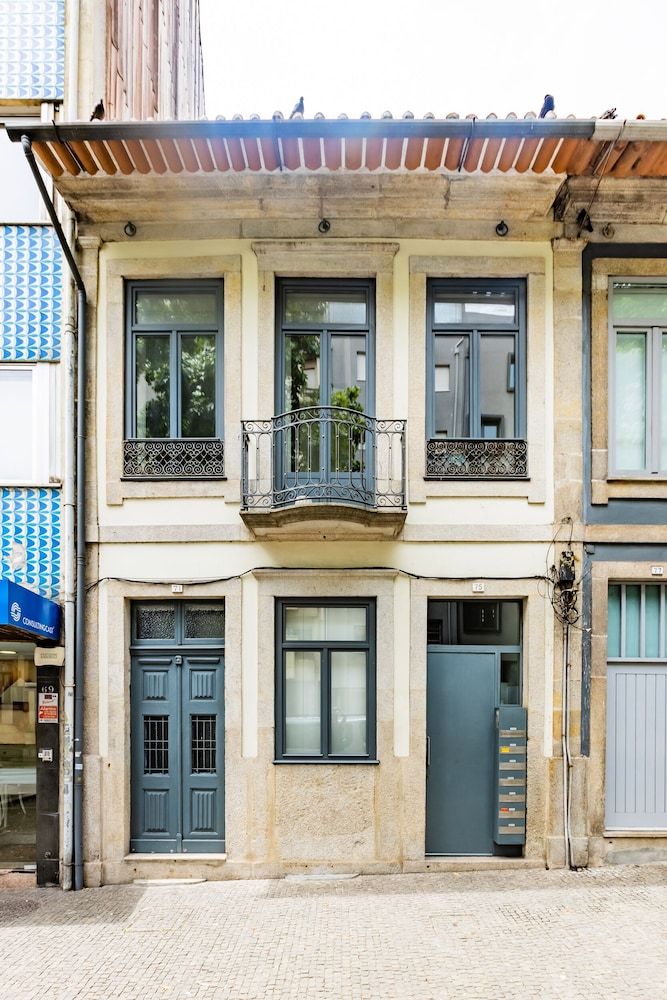 undefined Oporto Loft with Mezzanine 3